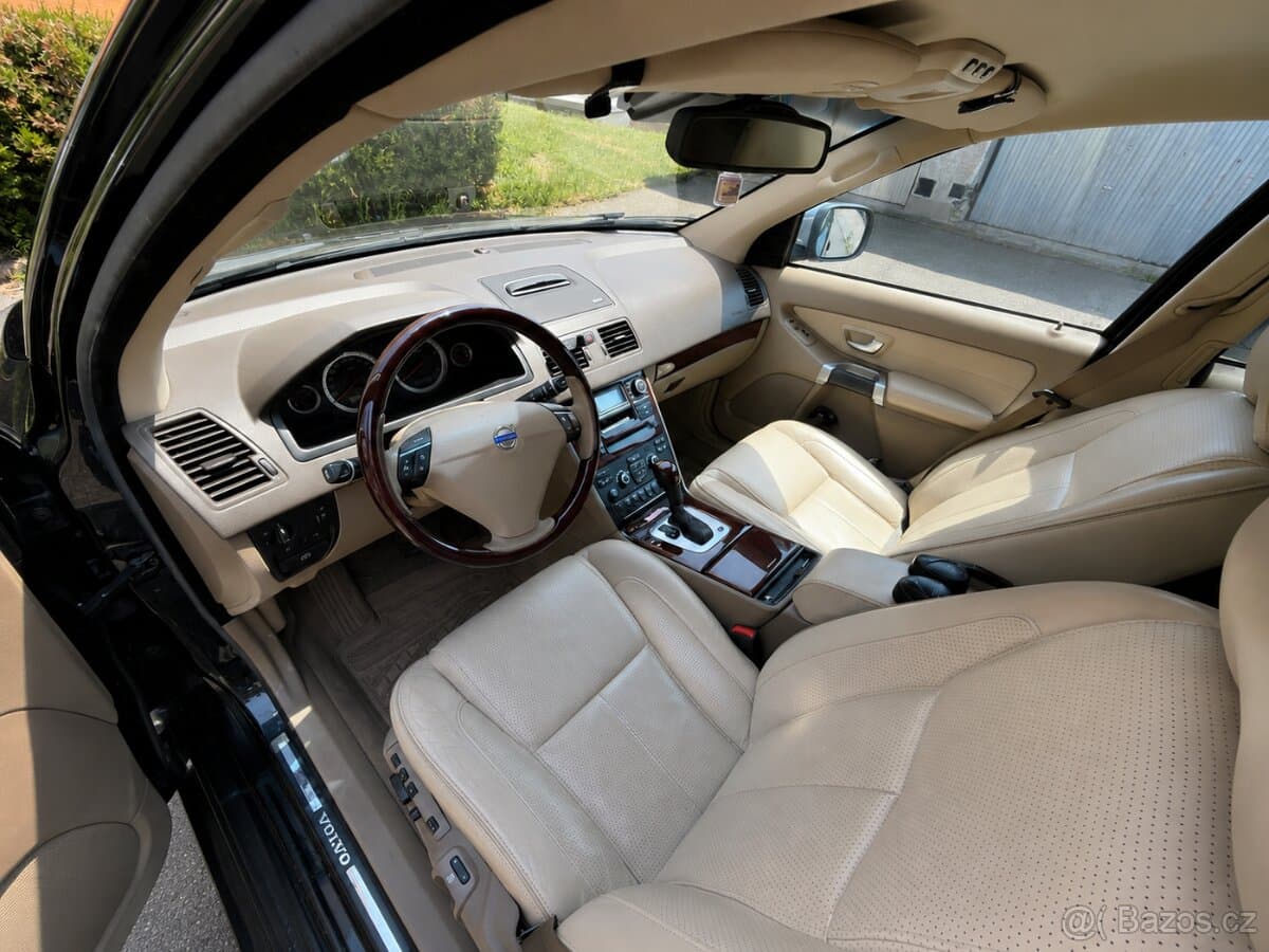 2011 Volvo XC90 - 5