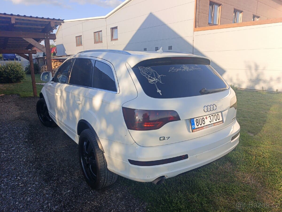 Audi Q7 - 5