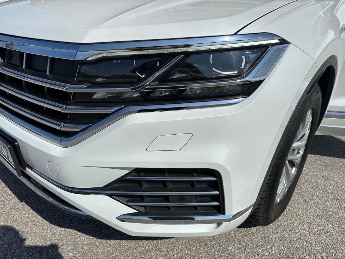 2021 Volkswagen TOUAREG - 5