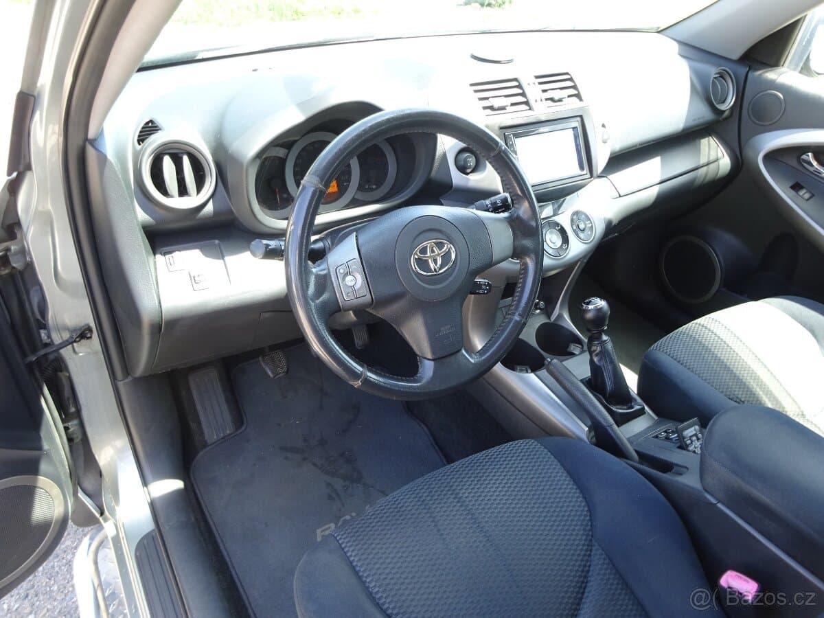 2006 Toyota RAV4 - 5