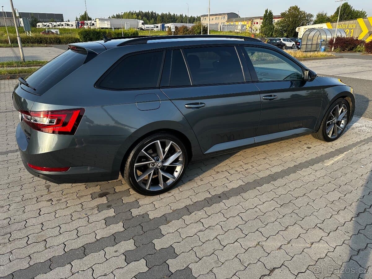 2019 Škoda SUPERB - 5