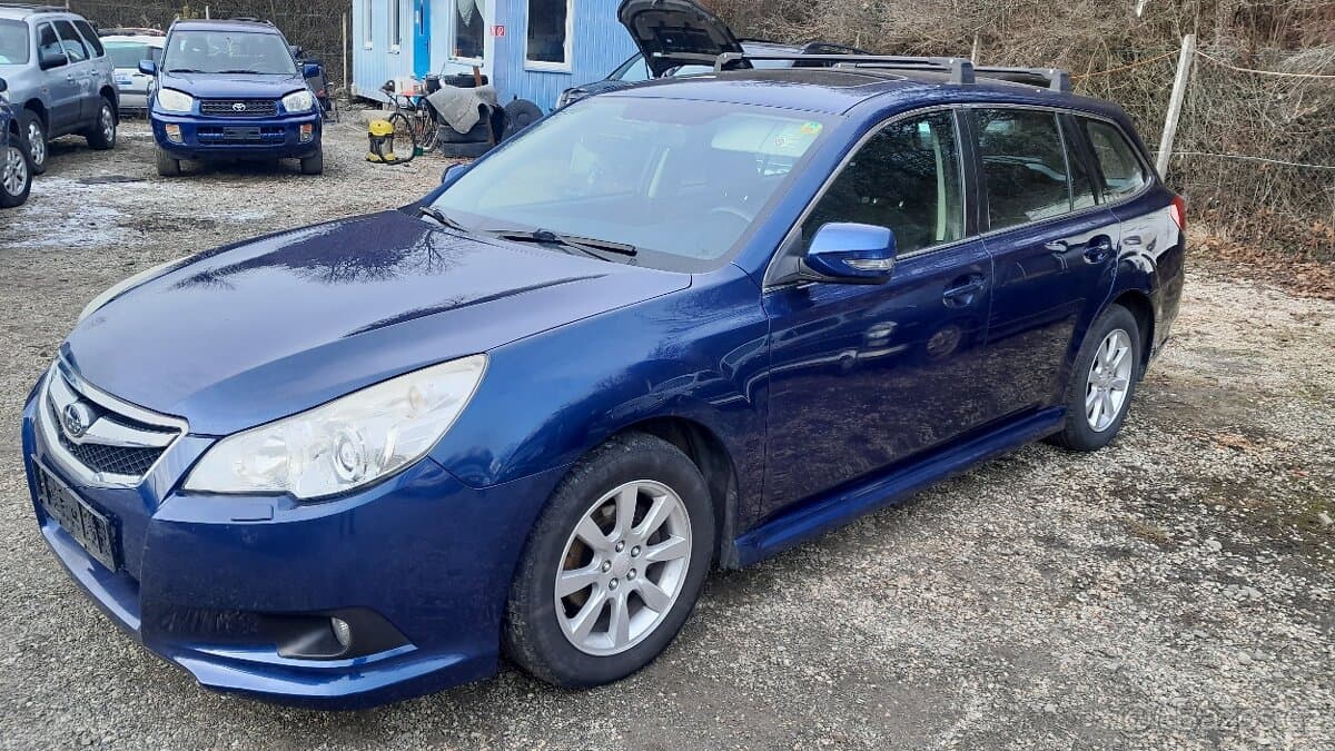2010 Subaru LEGACY - 5