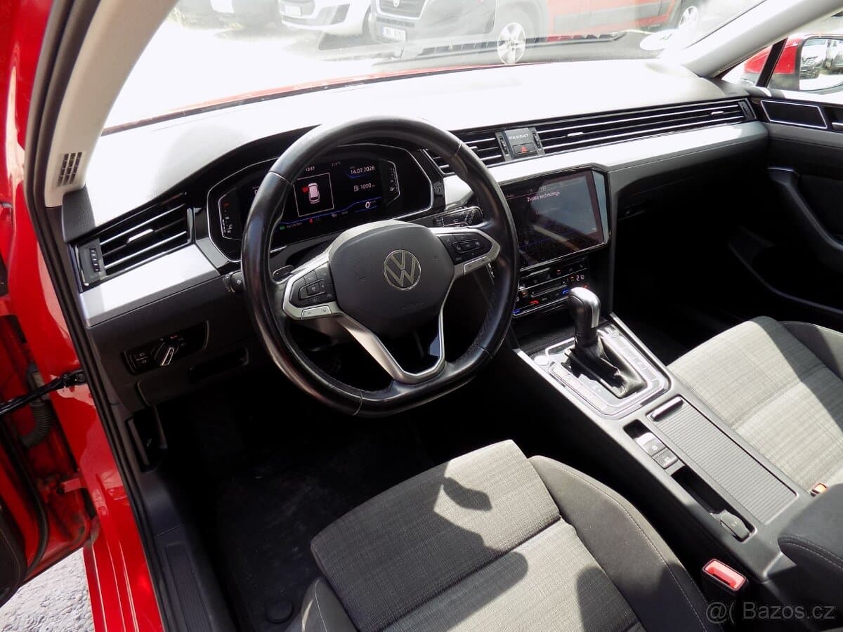 2021 Volkswagen PASSAT - 5