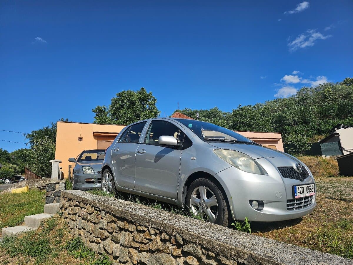 Toyota YARIS - 5