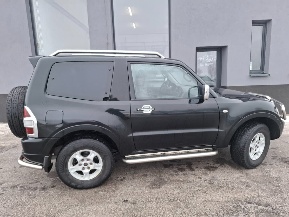 2000 Mitsubishi PAJERO - 5