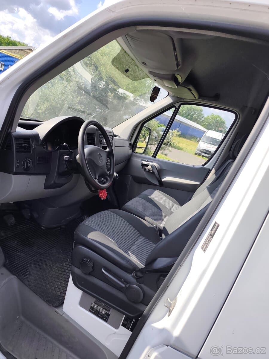 Mercedes-Benz SPRINTER - 5