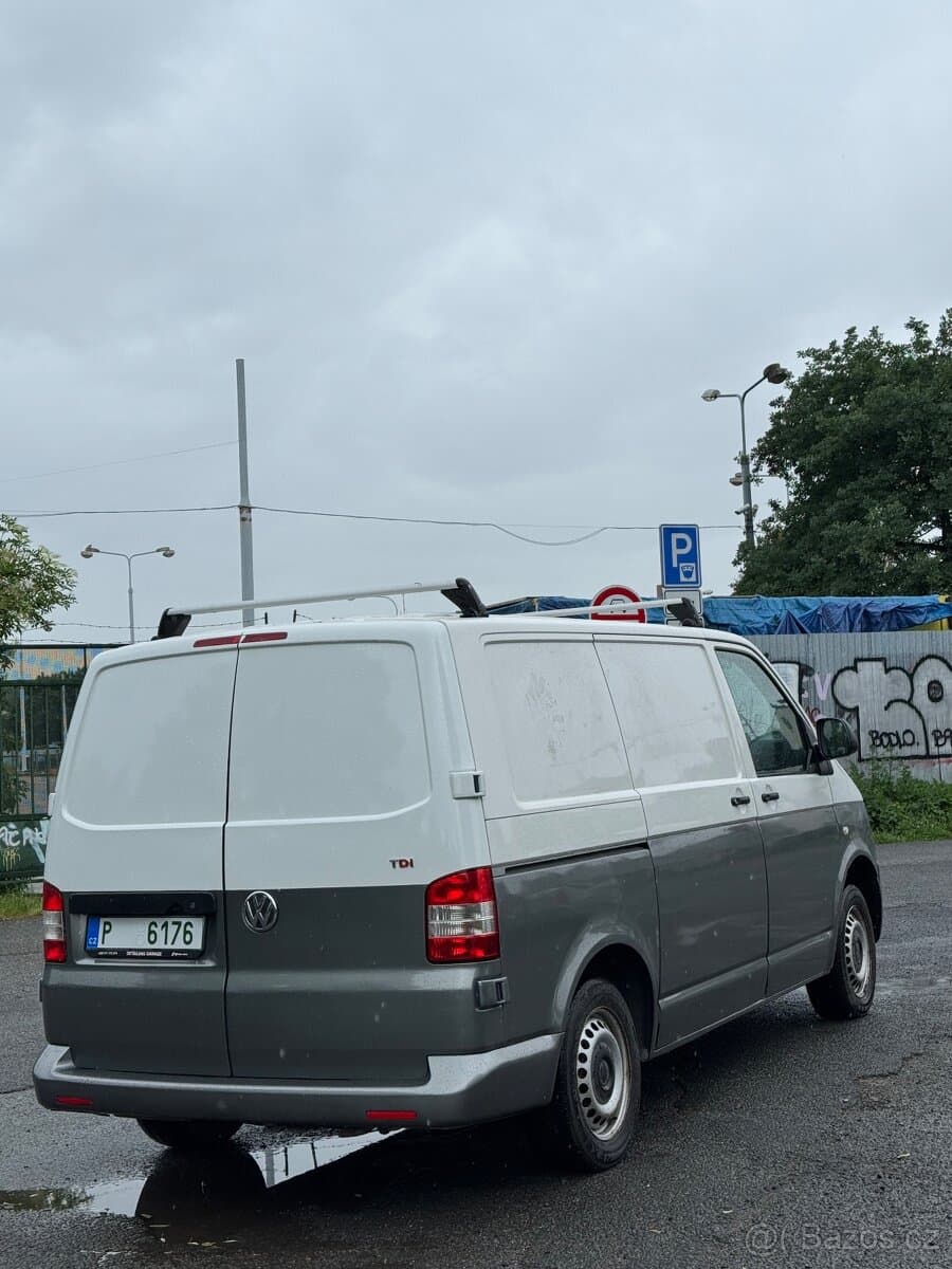2011 Volkswagen TRANSPORTER - 5