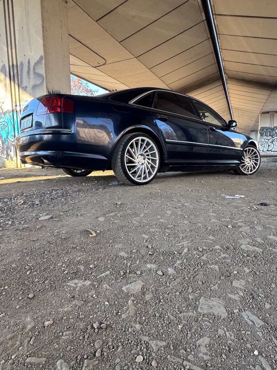 2005 Audi A8 - 5