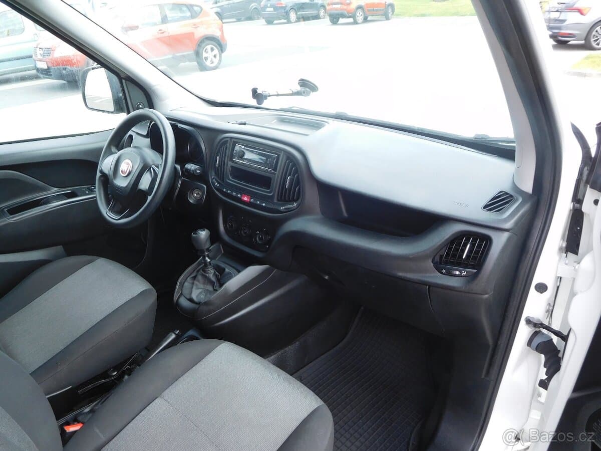 2019 Fiat DOBLO - 5