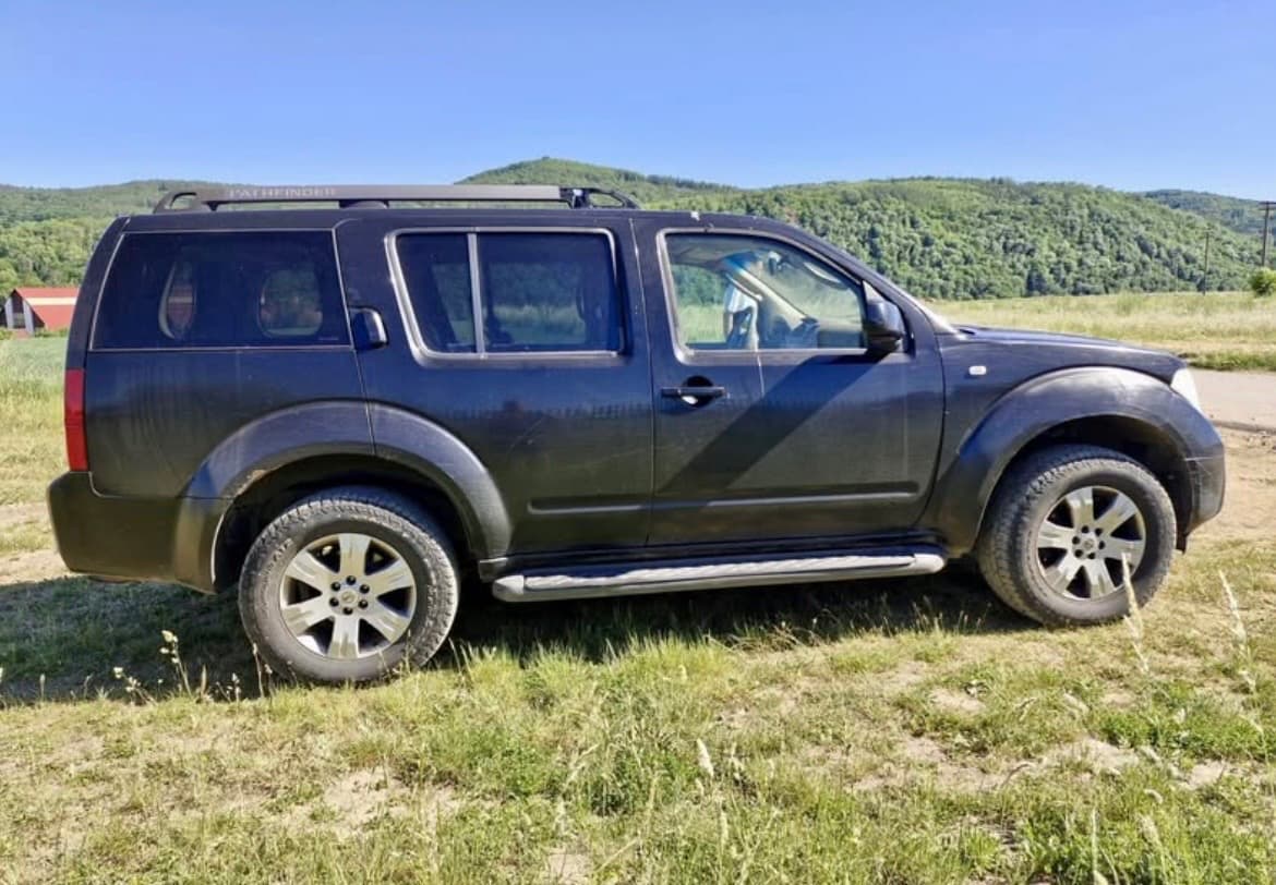 Nissan PATHFINDER - 5