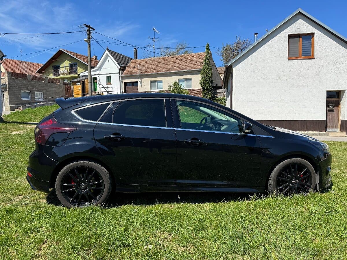2013 Ford FOCUS - 5