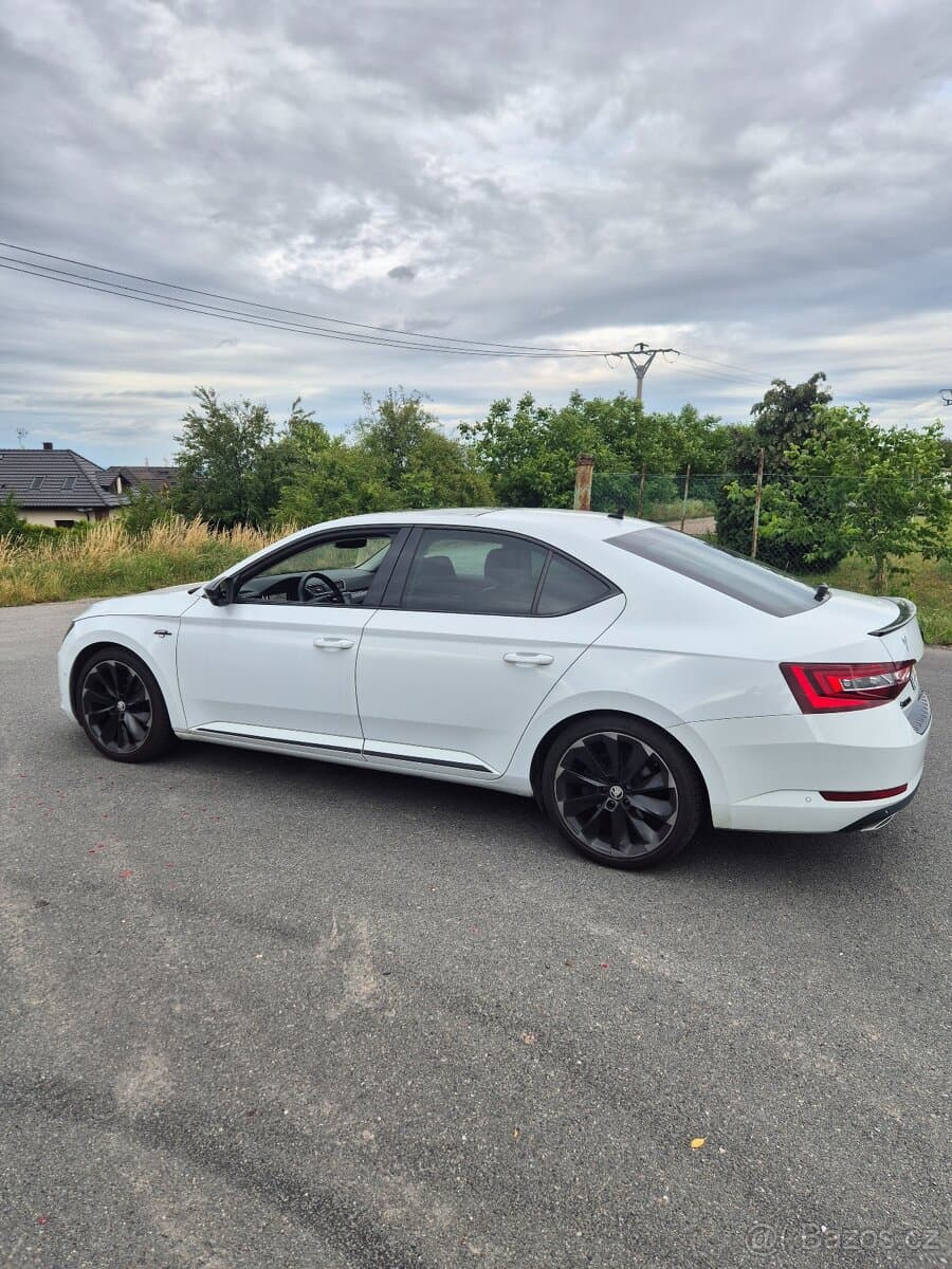 2015 Škoda SUPERB - 5