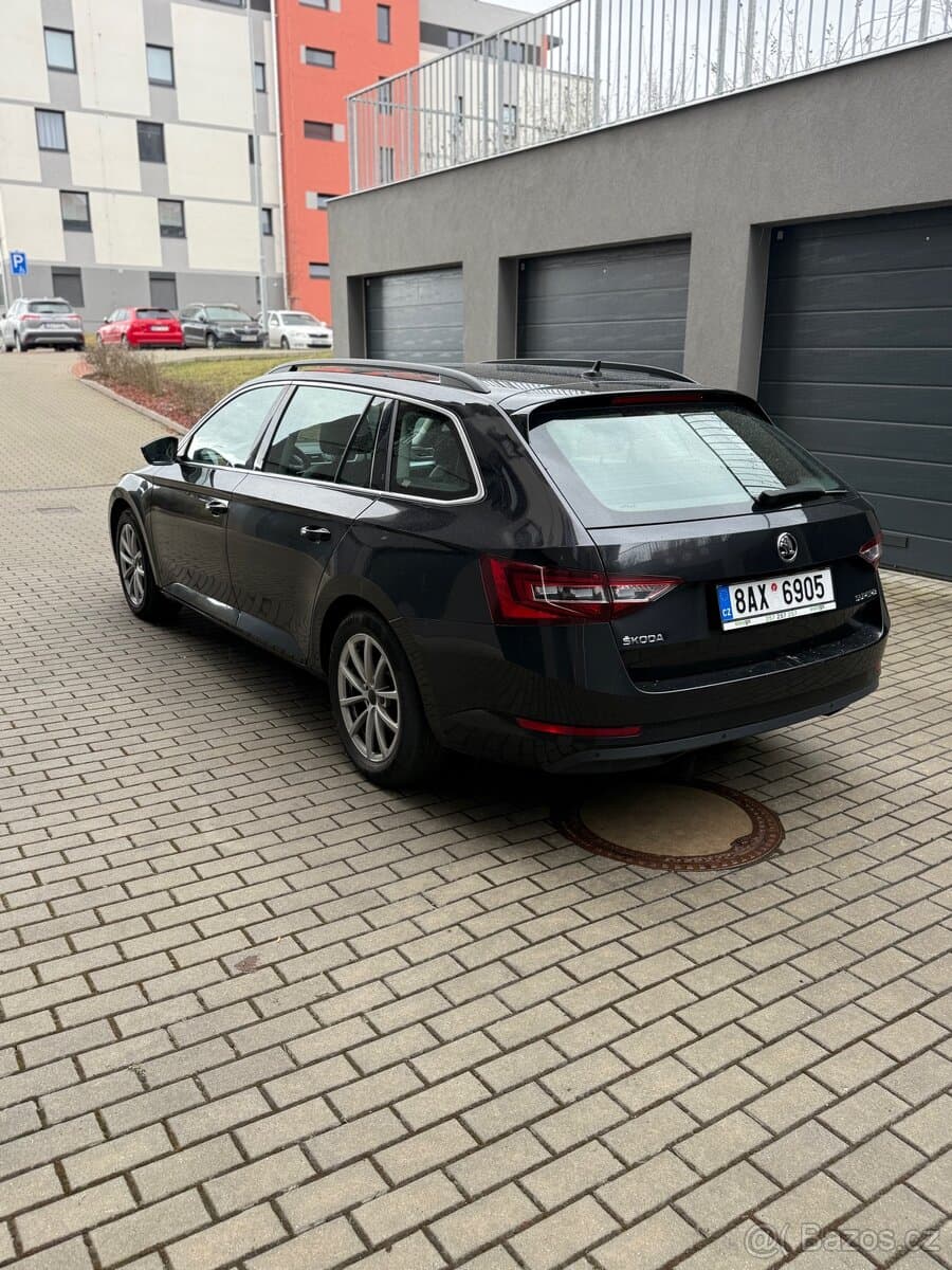 2019 Škoda SUPERB - 5