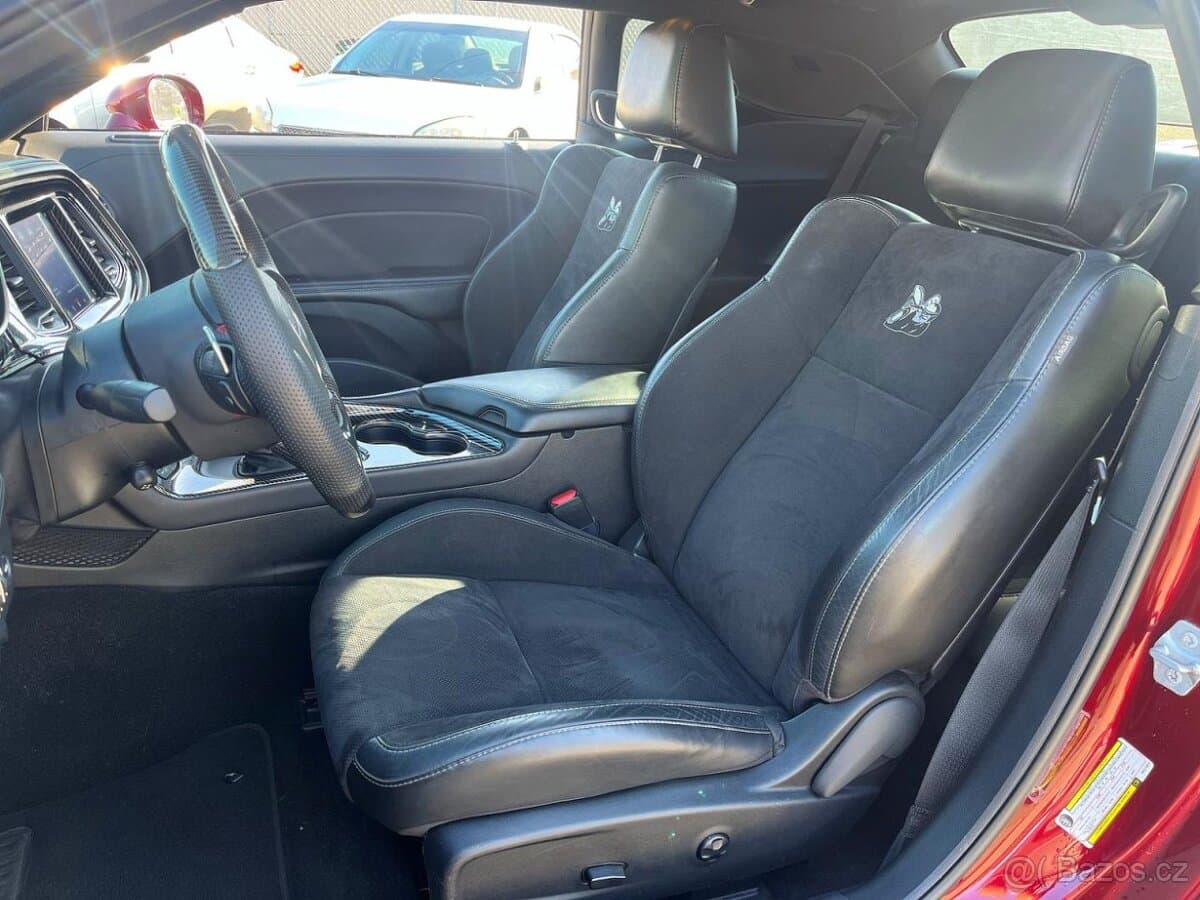 2021 Dodge CHALLENGER - 5