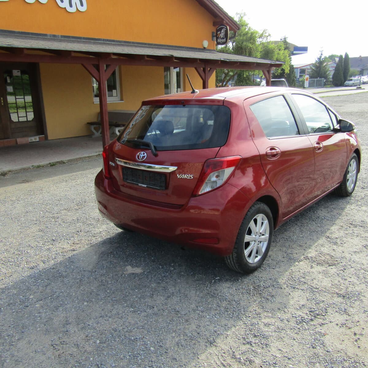 2012 Toyota YARIS - 5