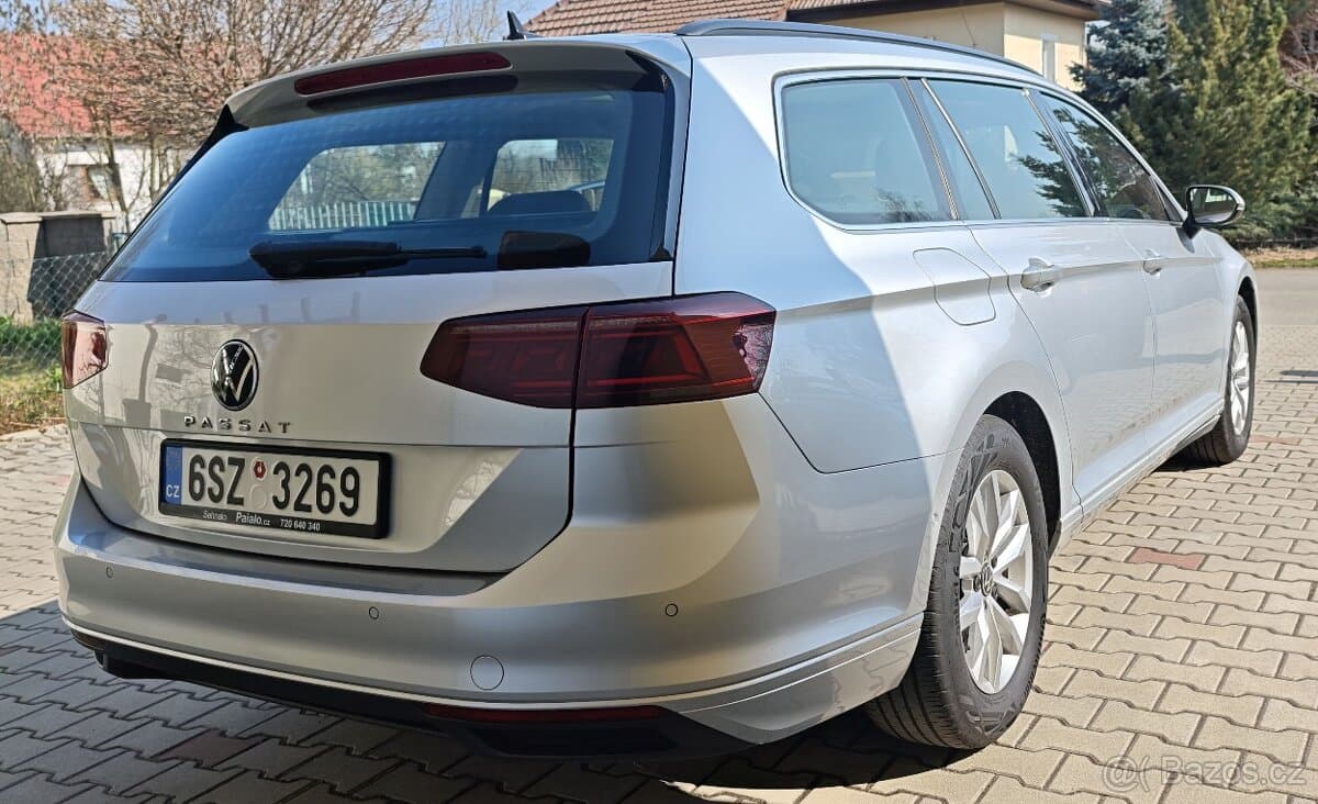 2021 Volkswagen PASSAT - 5