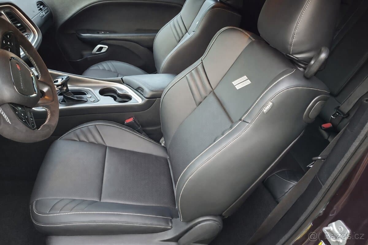 2021 Dodge CHALLENGER - 5