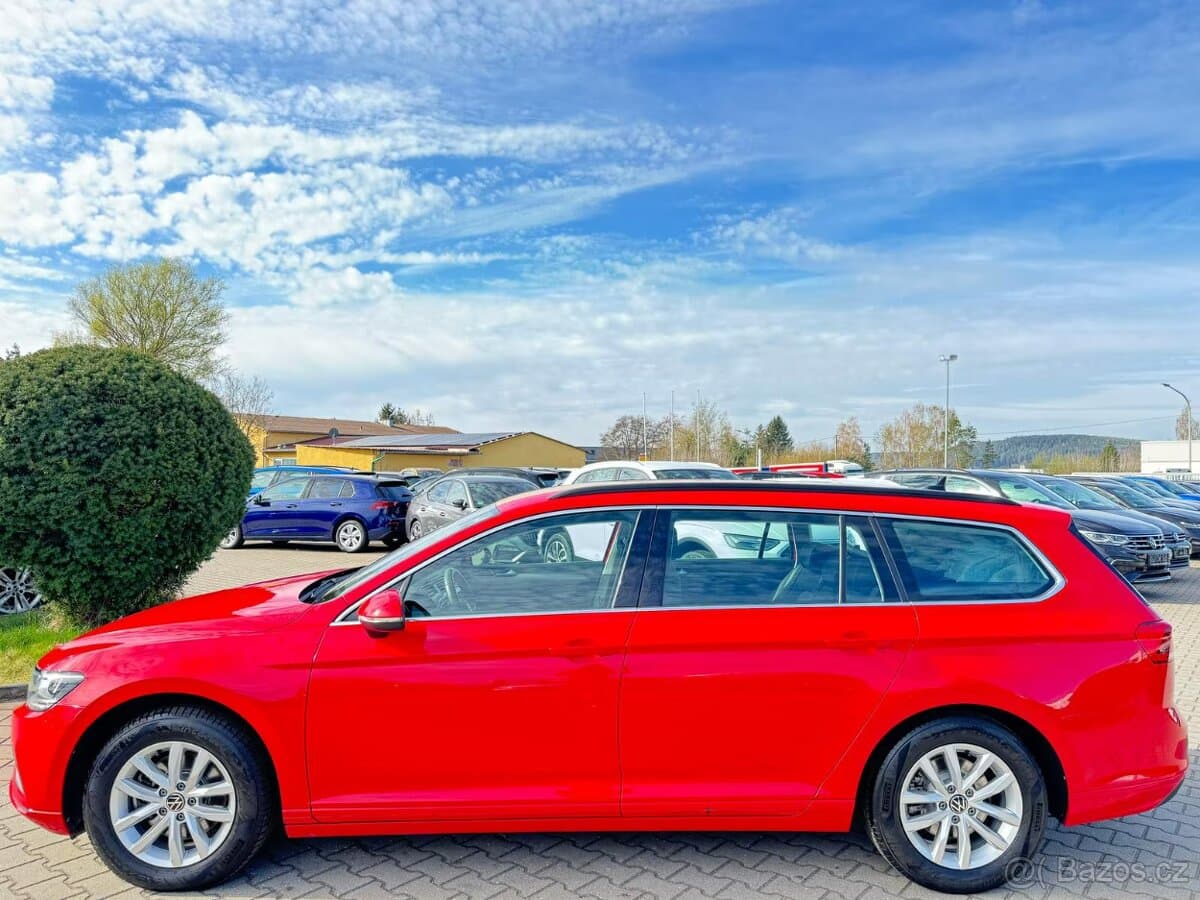 2023 Volkswagen PASSAT - 5