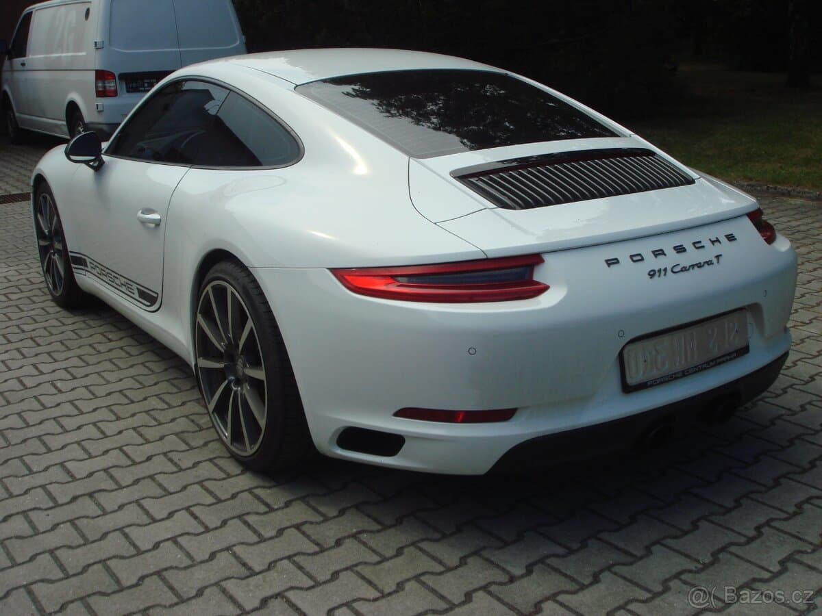 2018 Porsche 911 - 5