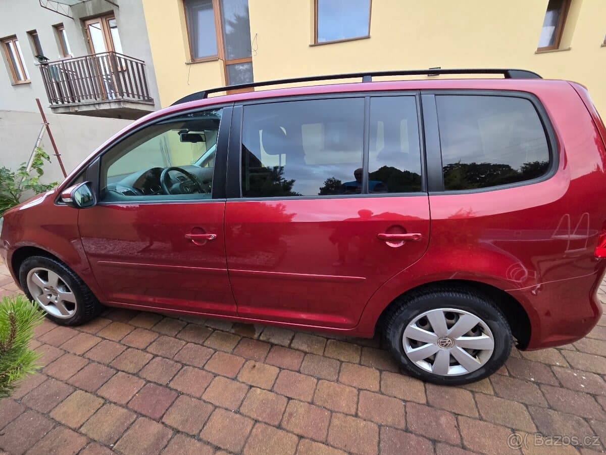 Volkswagen TOURAN - 5