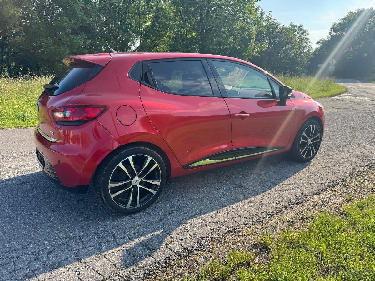 2013 Renault CLIO - 5