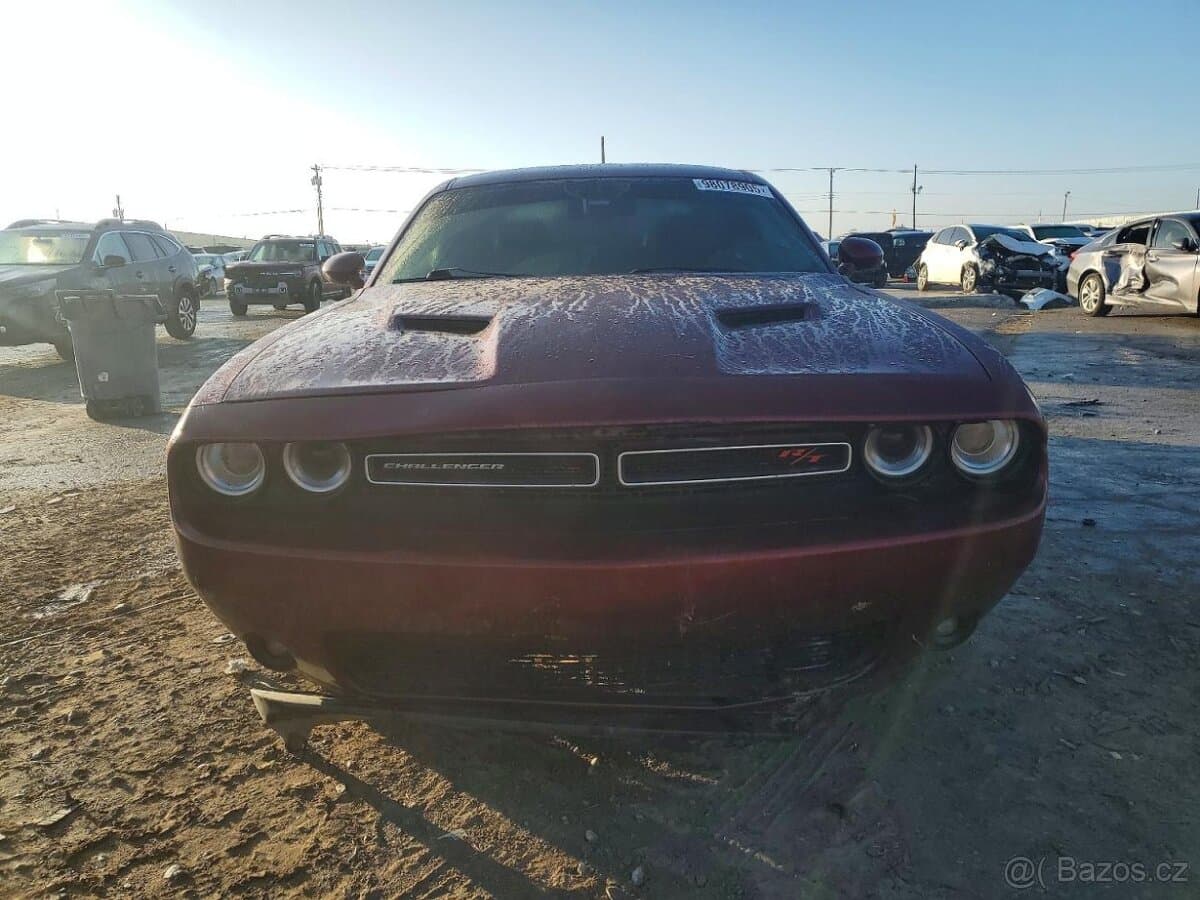 2018 Dodge CHALLENGER - 5