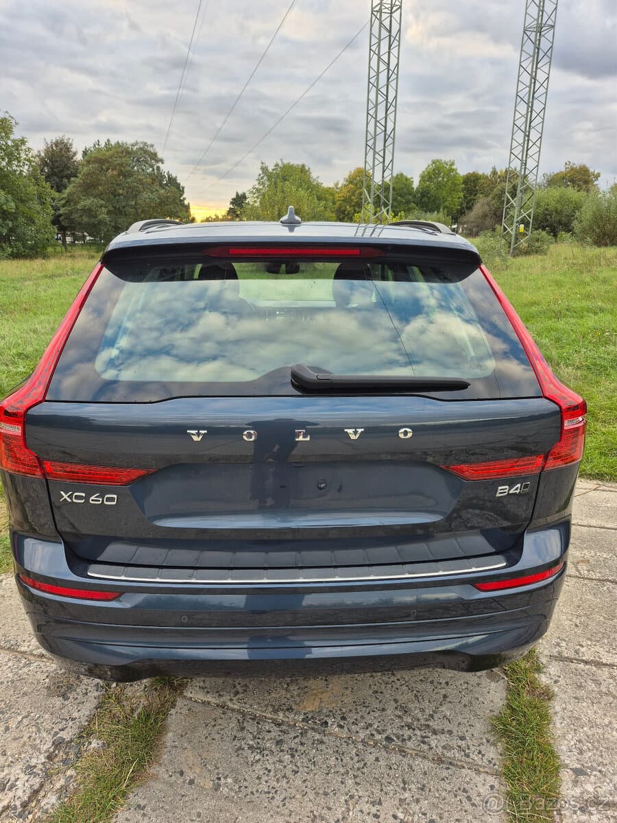 2021 Volvo XC60 - 5