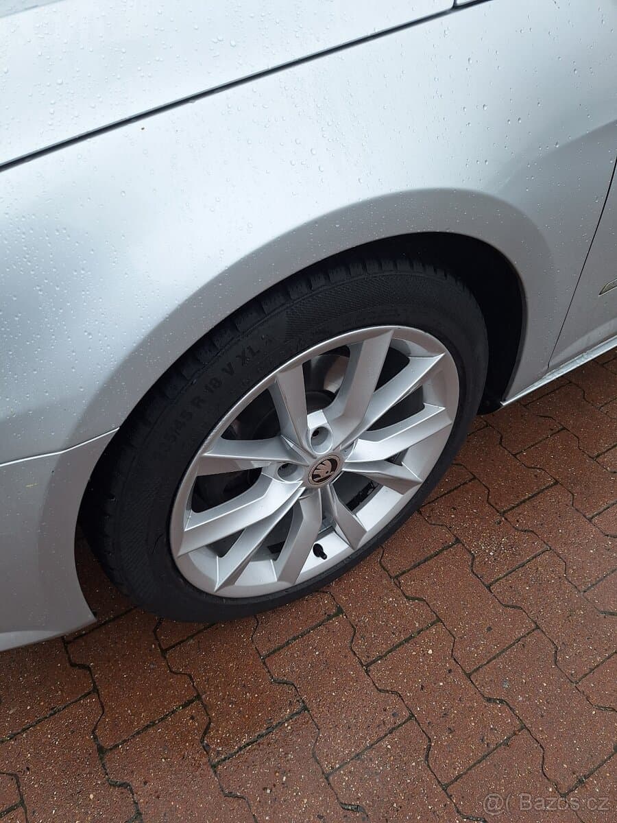 2013 Volkswagen PASSAT CC - 5