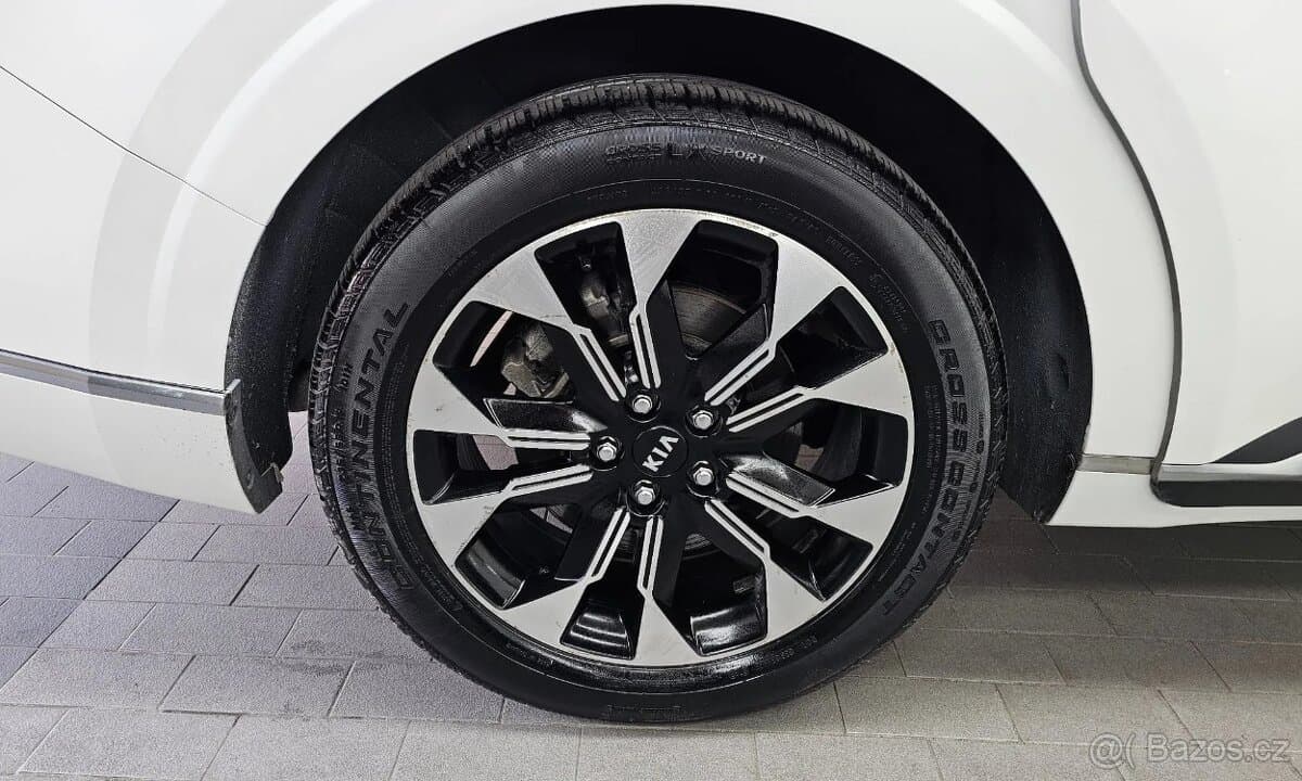 2021 Kia CARNIVAL - 5