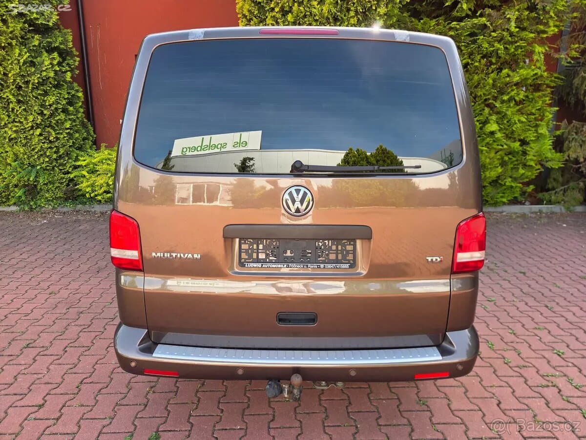 2010 Volkswagen MULTIVAN - 5