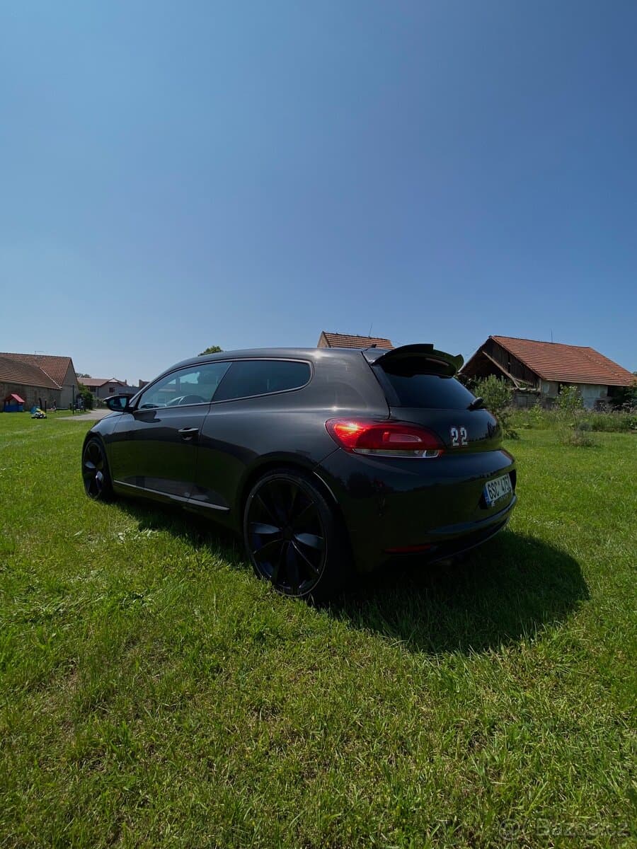 2010 Volkswagen SCIROCCO - 5