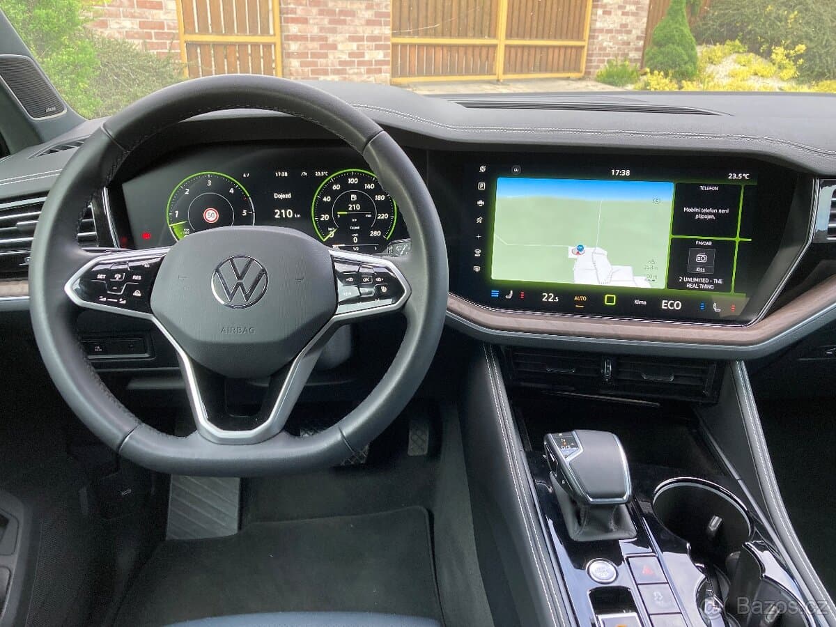 2023 Volkswagen TOUAREG - 5