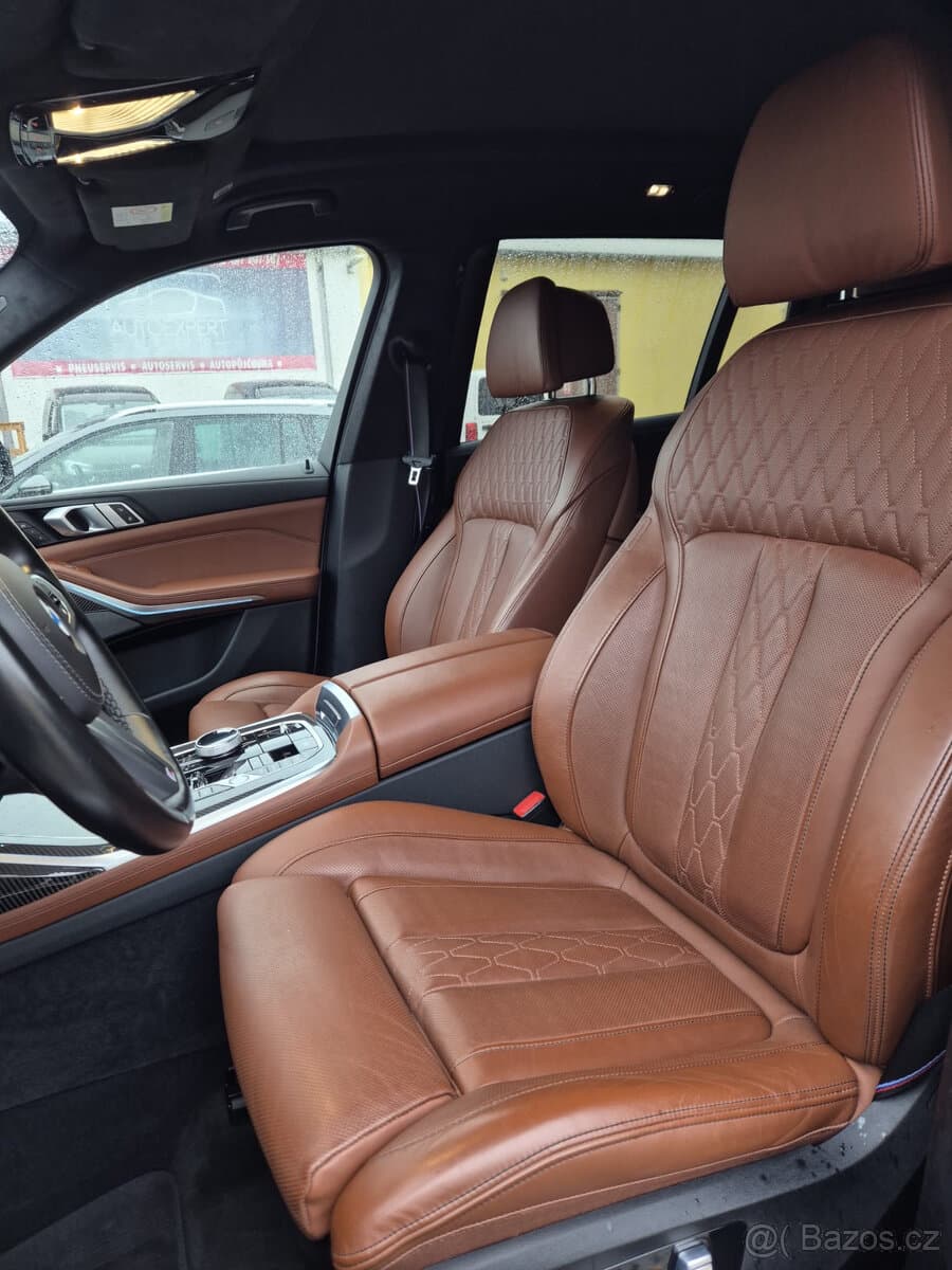 2023 BMW X7 - 5