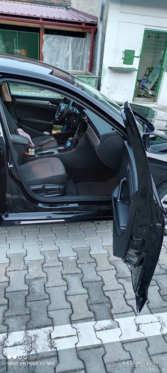 2021 Volkswagen PASSAT - 5