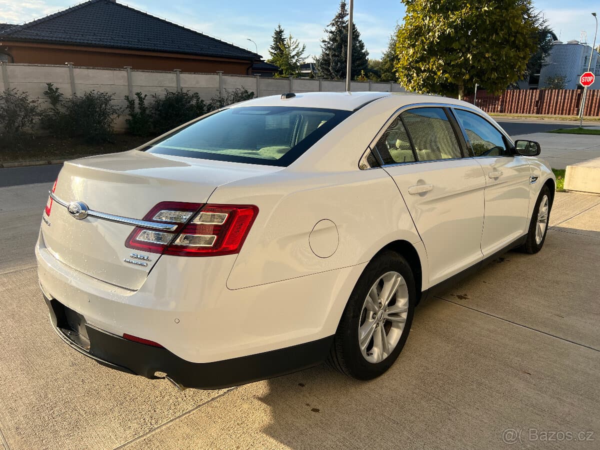 2015 Ford OSTATNÍ - 5