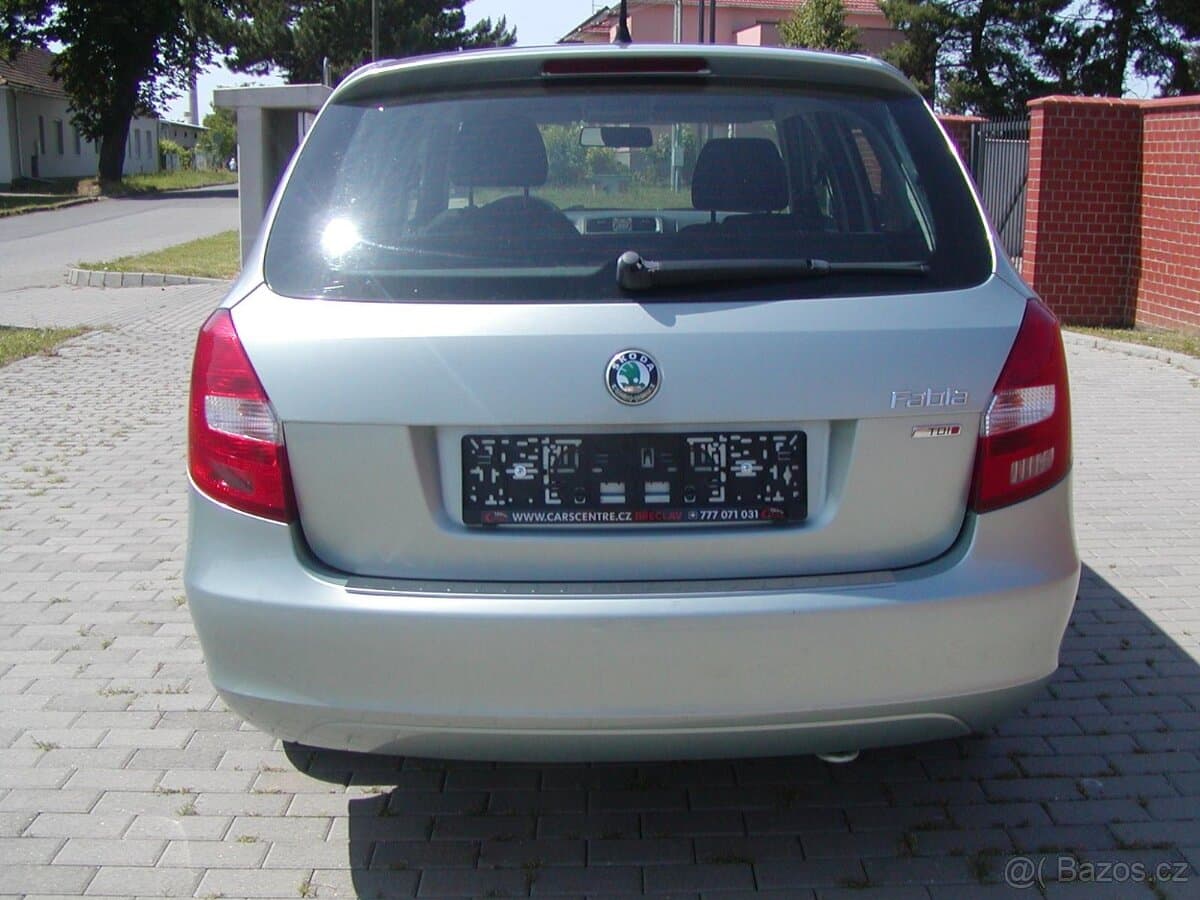 2012 Škoda FABIA - 5