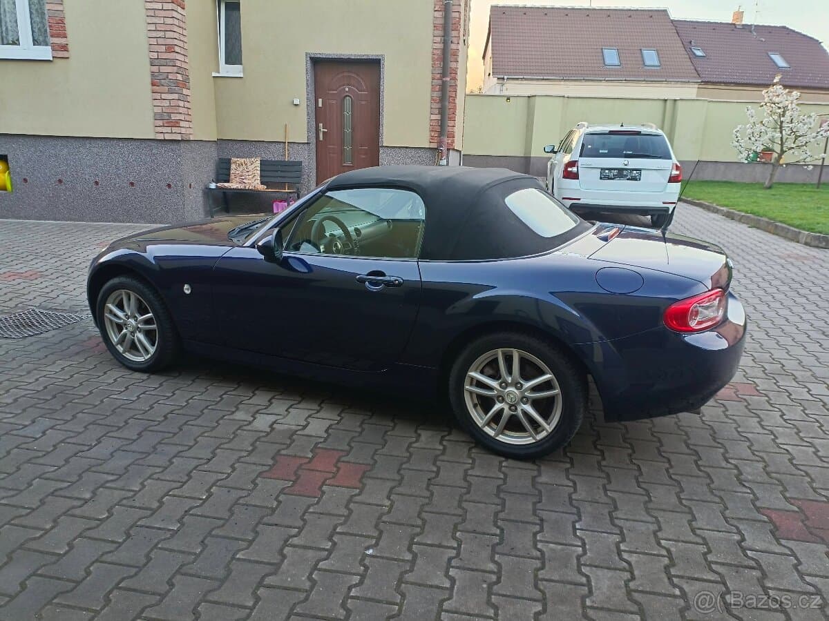 2010 Mazda MX-5 - 5
