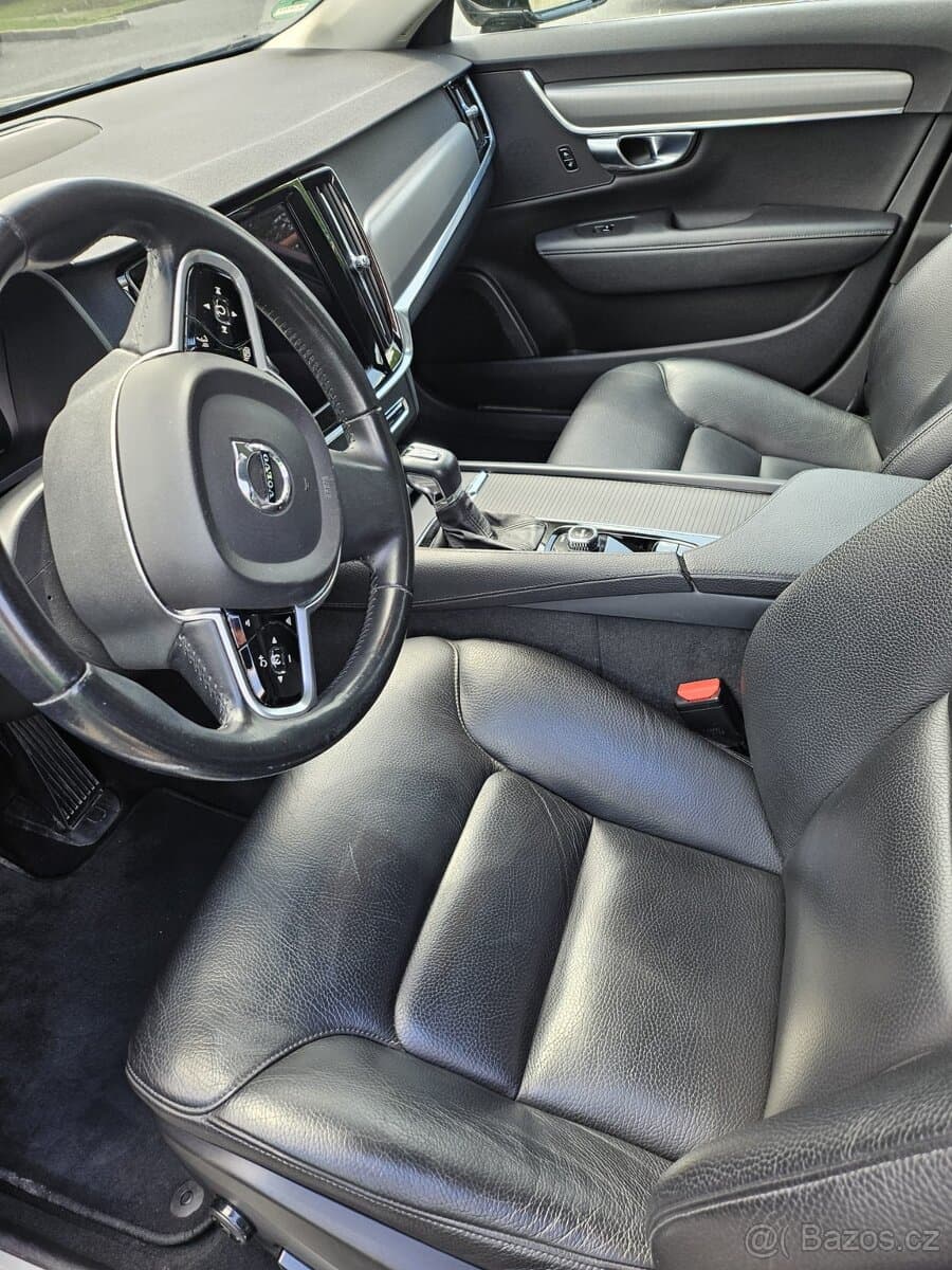 2017 Volvo V90 - 5