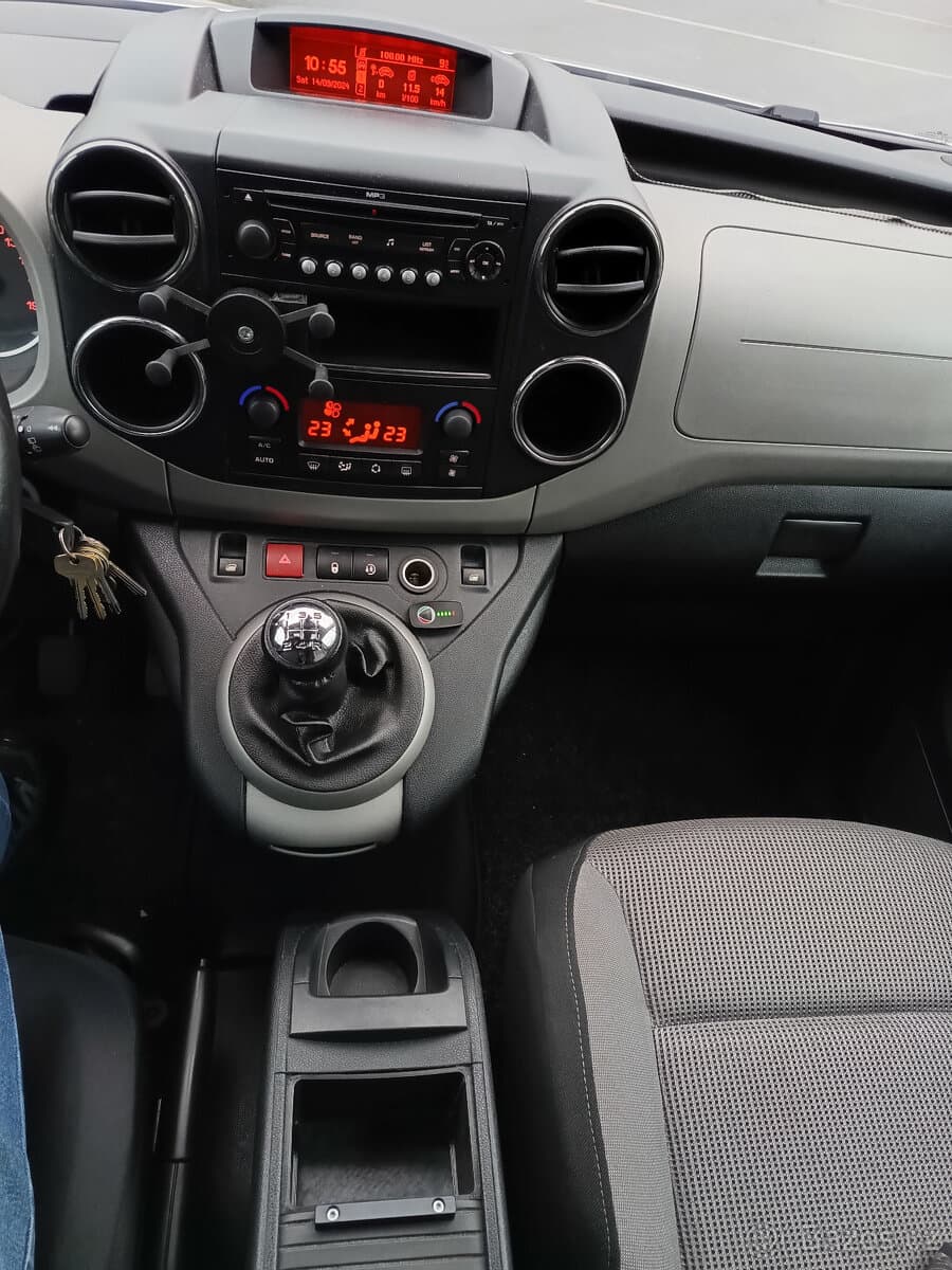 2010 Peugeot PARTNER - 5