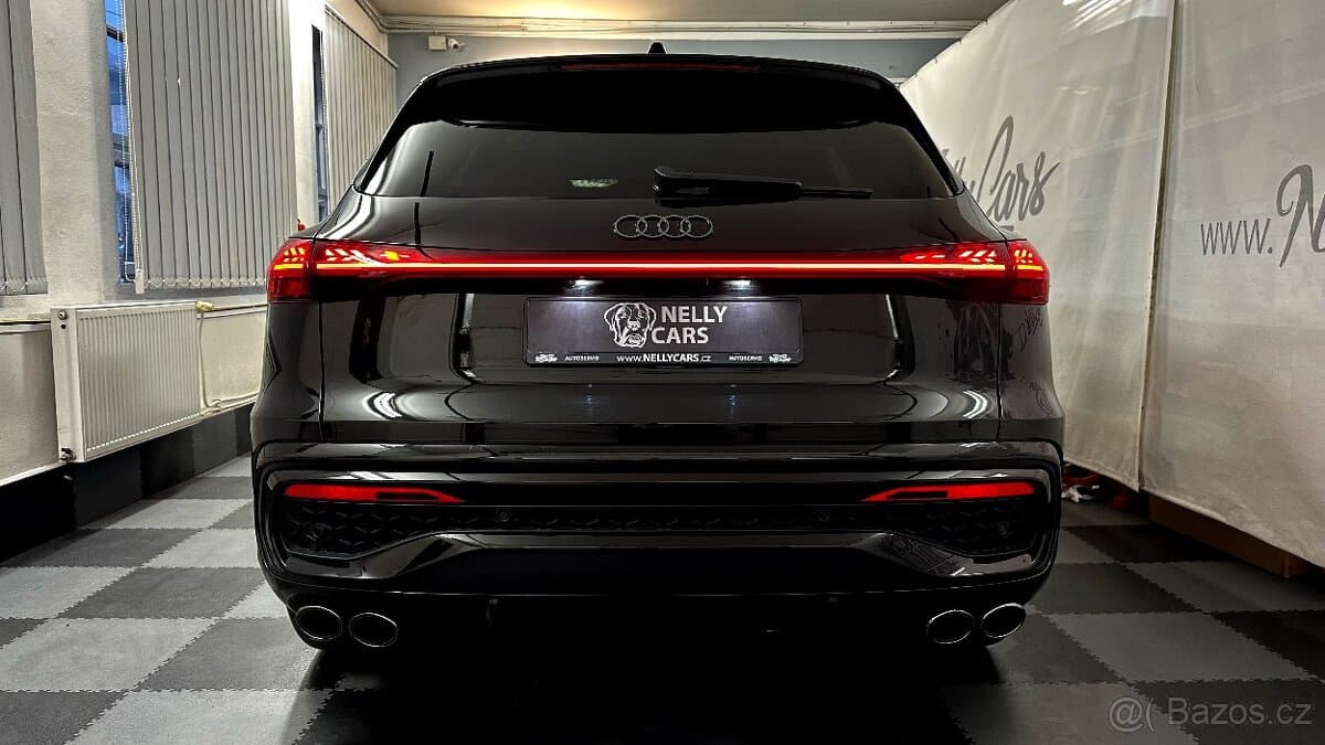 2025 Audi SQ5 - 5