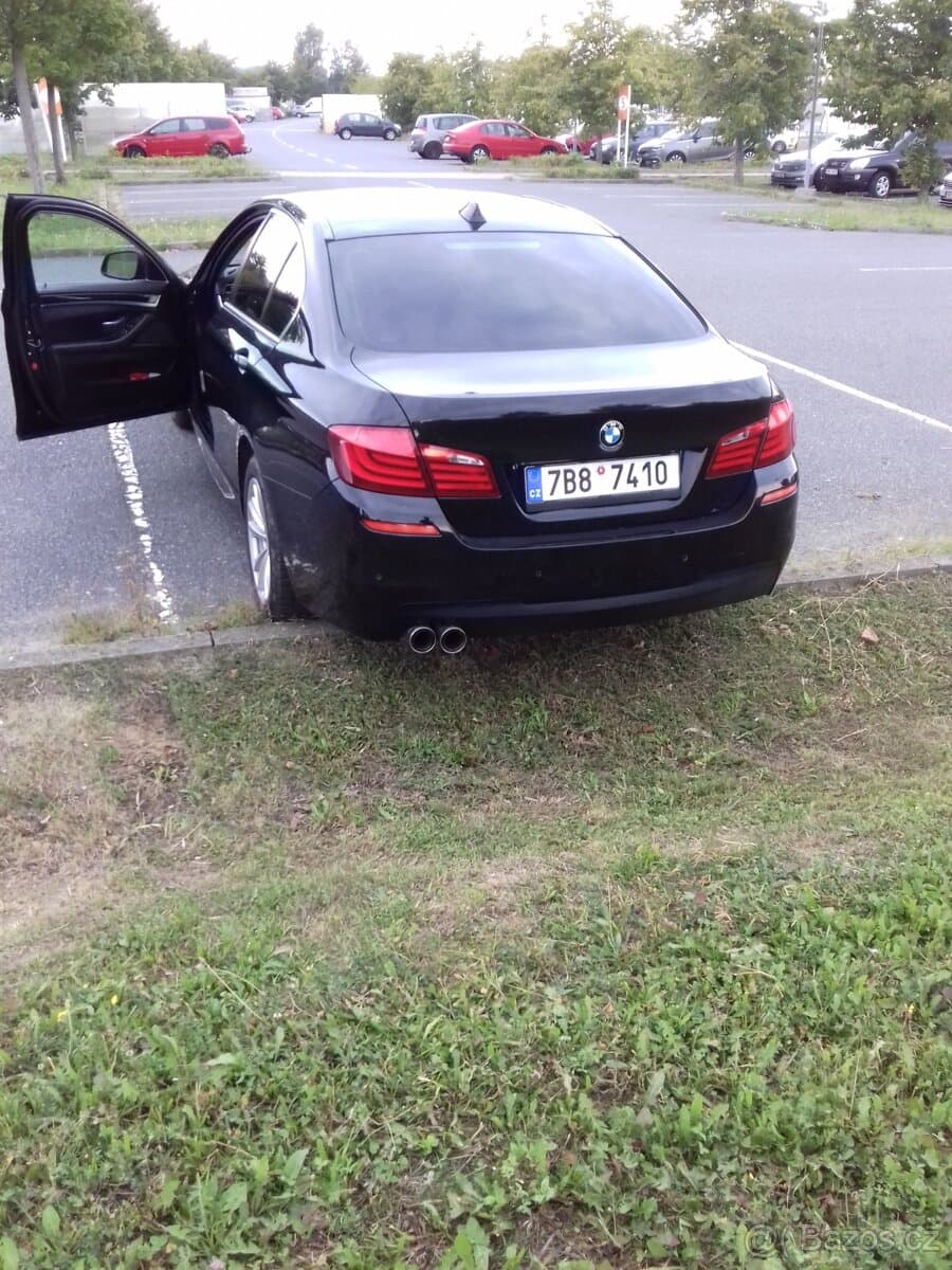2011 BMW M5 - 5