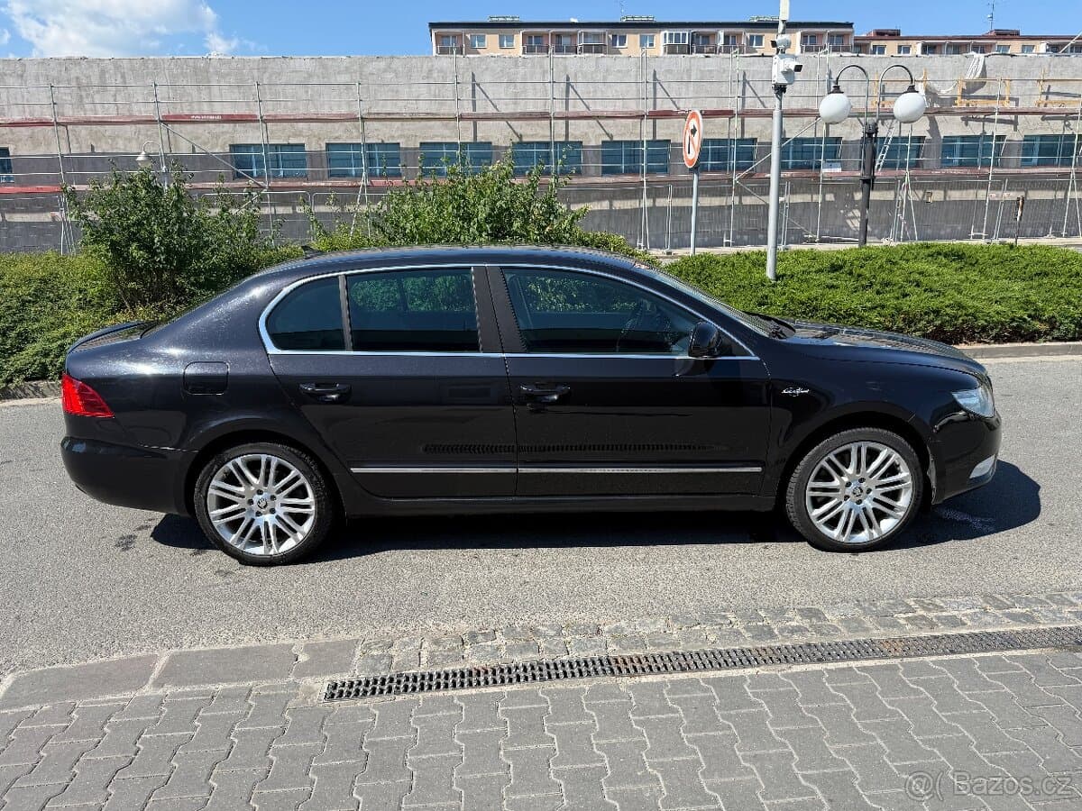 2013 Škoda SUPERB - 5