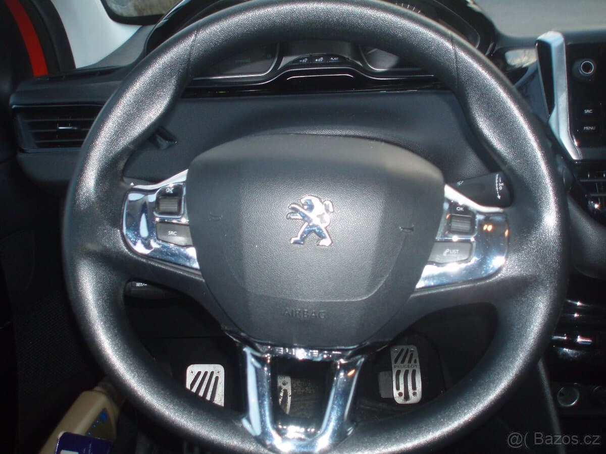 2016 Peugeot 208 - 5