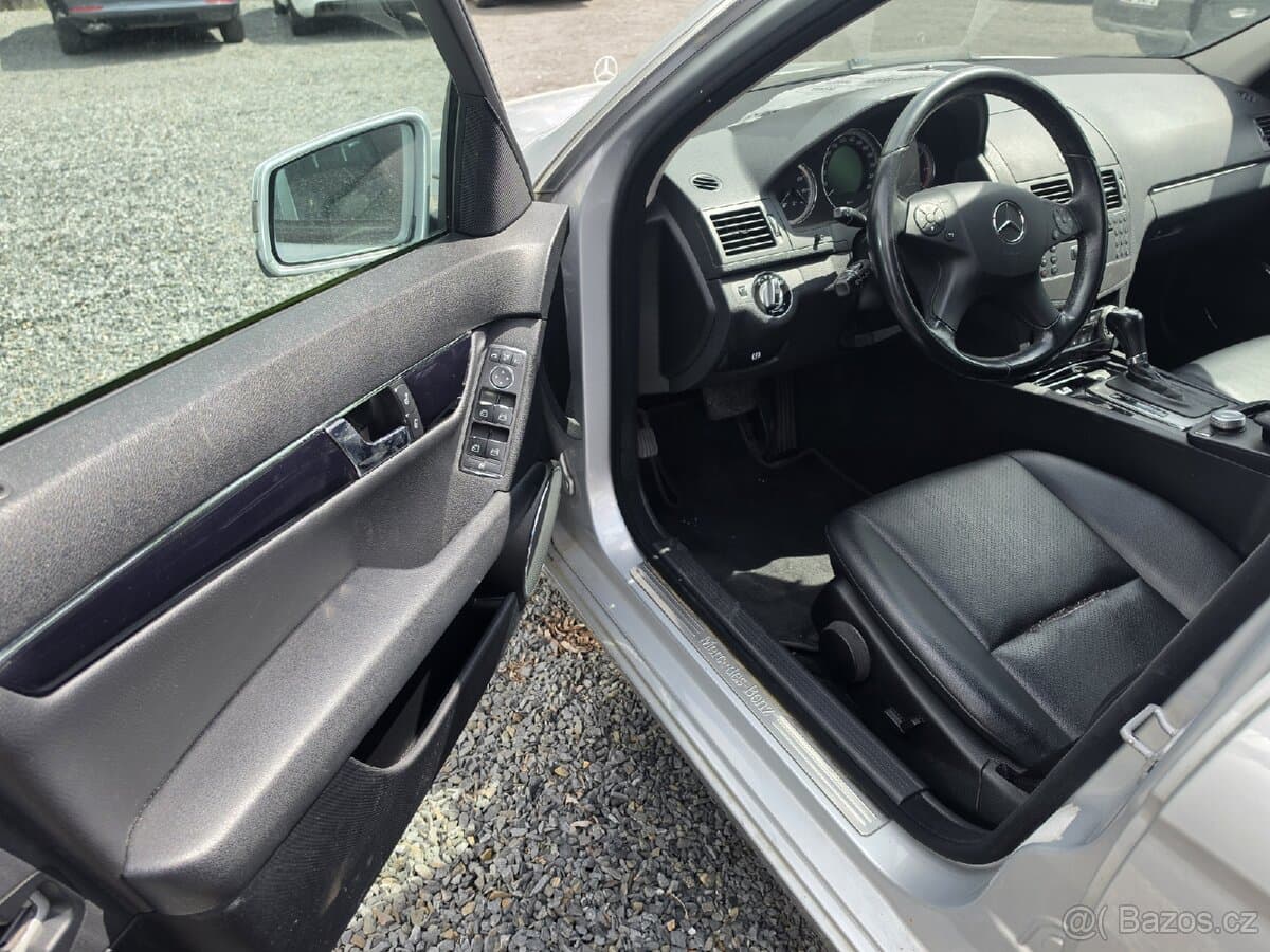 2010 Mercedes-Benz C-CLASS - 5