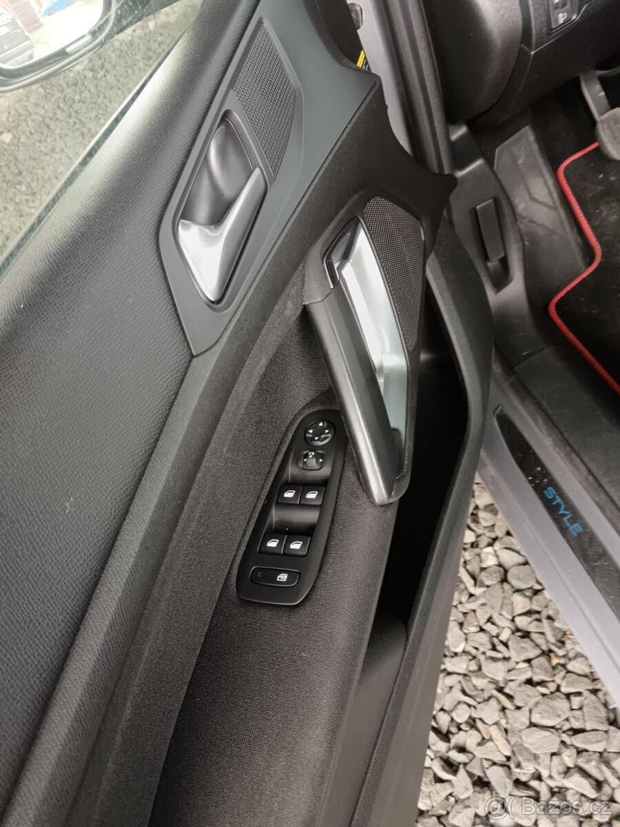 2019 Peugeot 308 - 5
