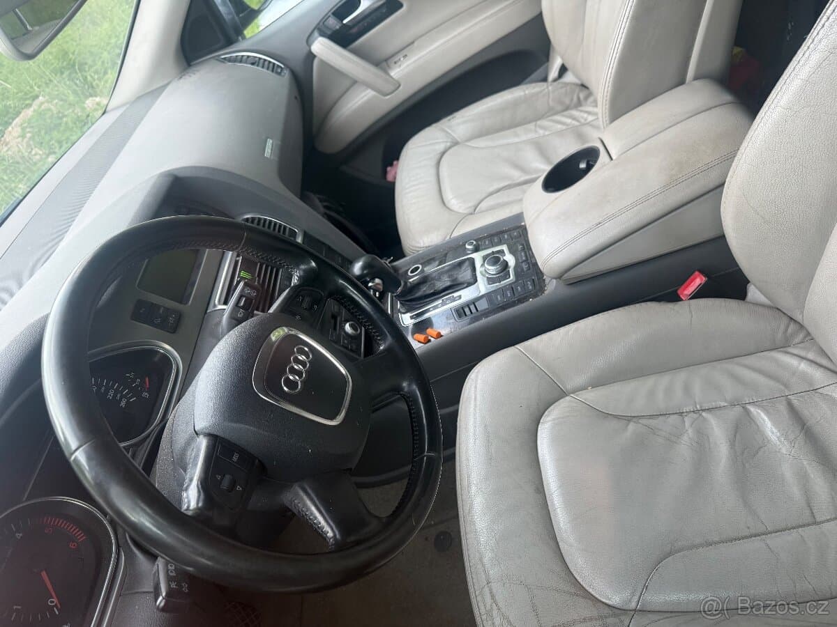 Audi Q7 - 5