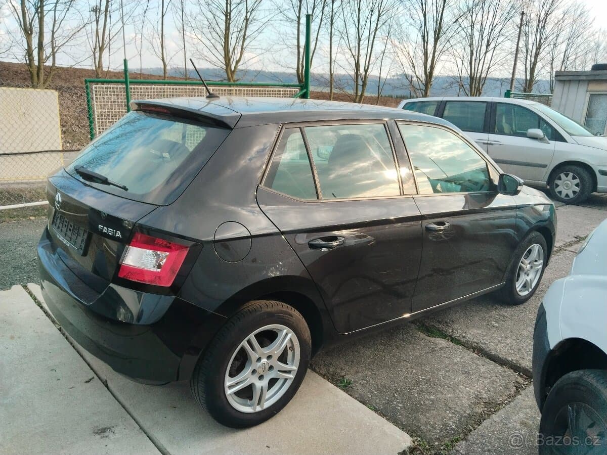 2017 Škoda FABIA - 5
