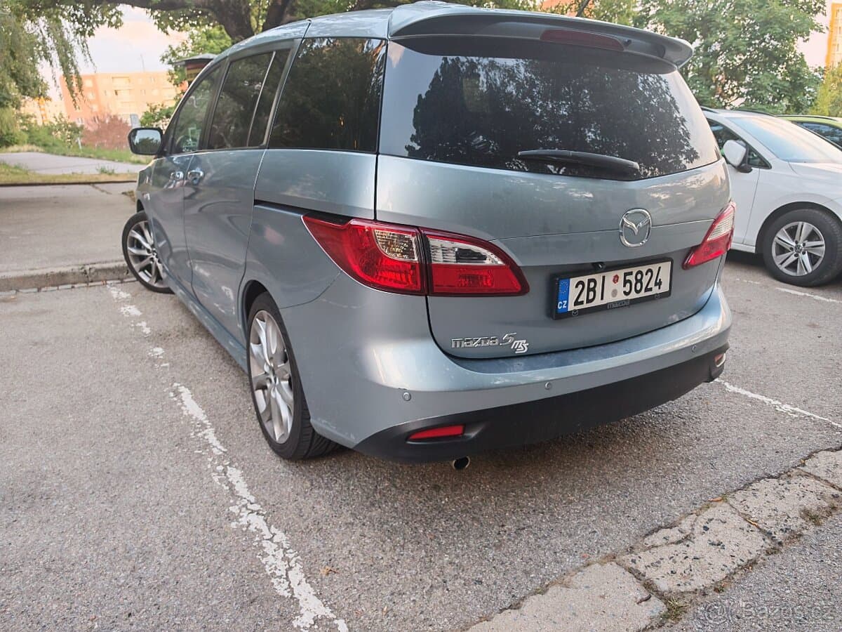 Mazda 5 - 5