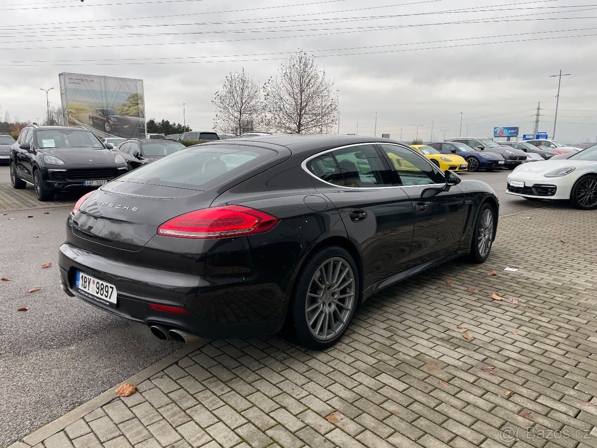 2013 Porsche PANAMERA - 5