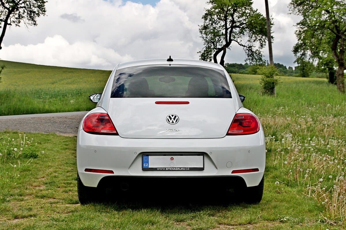 2016 Volkswagen BEETLE - 5
